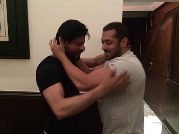 Salman Khan - Shahrukh Khan