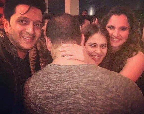 Ritesh, Genelia, Sania at Salman Khan's 50th Birthday party