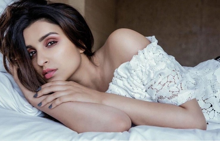 Parineeti Chopra's Hot Look