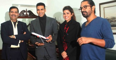 Akshay Kumar, Nimrat Kaur at Air India office